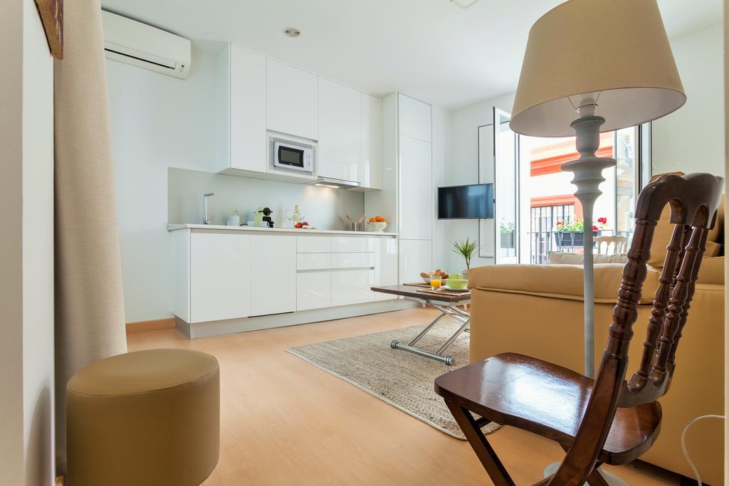 Hostly Acetres 1B-2B Center-Fibre-Conmunal Terrace-Parking Optional Sevilla Exteriör bild